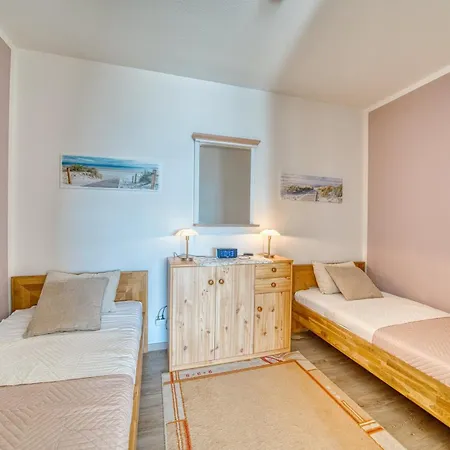 - Haus F, App 0f0608 Lejlighed Heiligenhafen
