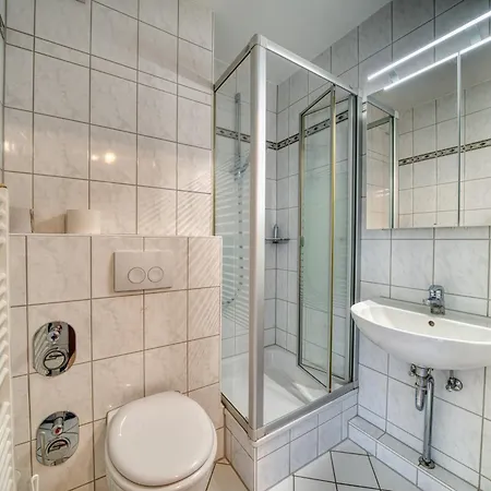 - Haus F, App 0f0608 Appartamento *